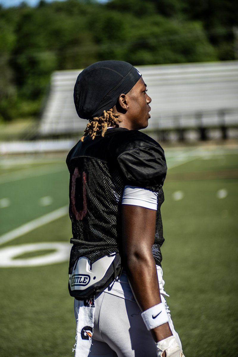 kadenedwards26's tweet photo. Back in action, all thanks to the God🙏🏾🦈! @Pinson_Football @PrepRedzoneAL @HallTechSports1 @AL6AFootball #TTWFO #FeartheSpear https://t.co/E9c3XXzCUn