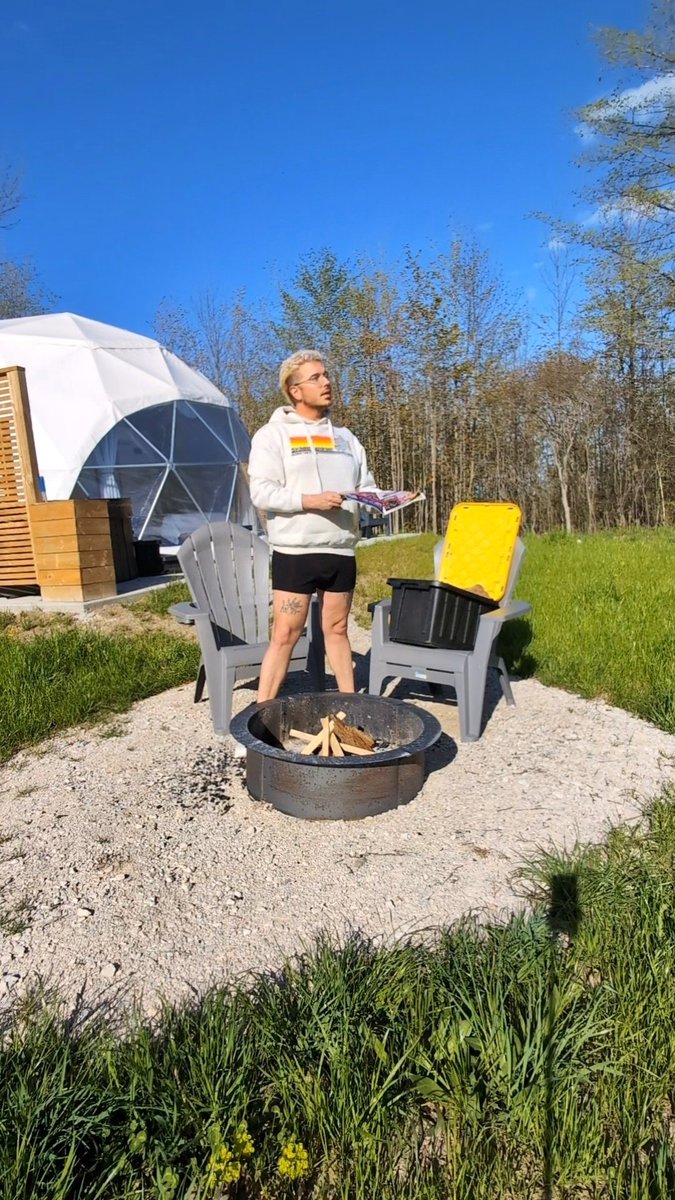 "Maybe you've been assigned to the mountains 
To show others they can be moved."

This post is long but really important 👇🏼✨🌌

instagram.com/reel/C62C0jfub…

#Hosted #BackFortyGlamping #Glamping #AuroraBoreal #AuroraBorealis #NorthernLights #Aurora #DoTheDaniel