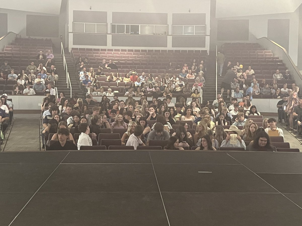 Senior Academic Achievement night at MHS💜