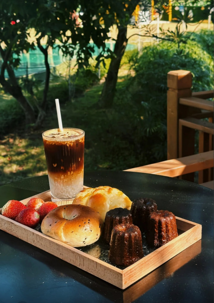 AnnaGra35306074's tweet photo. I will relieve fatigue in a quiet place🌲 https://t.co/zaTMhUjjN1