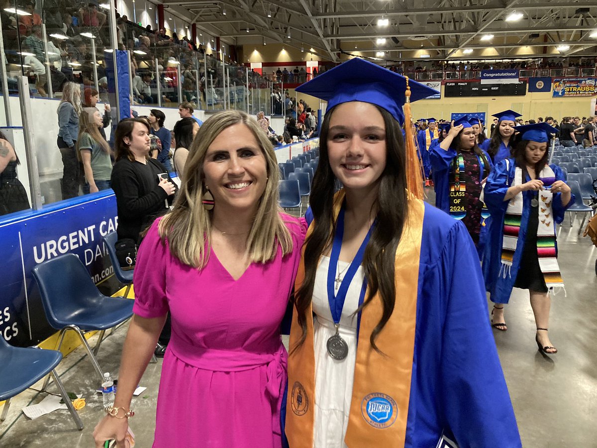 AnnaVoight's tweet image. Congratulations @dctc class of 2024!