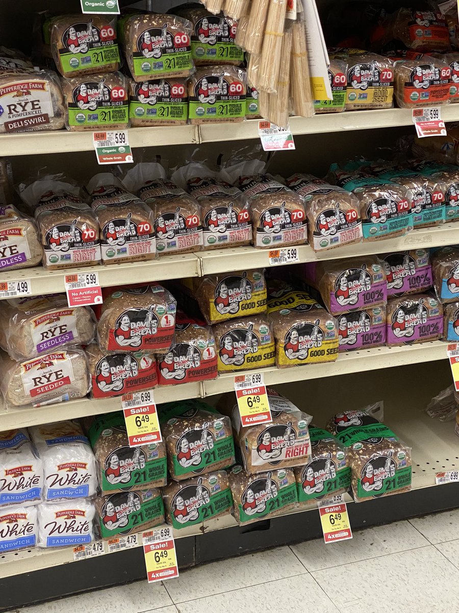 bobo2517's tweet photo. Where’s the pumpernickel?!? @Tim_McKone  @ZoandBertrand https://t.co/uOzRCp1RuA