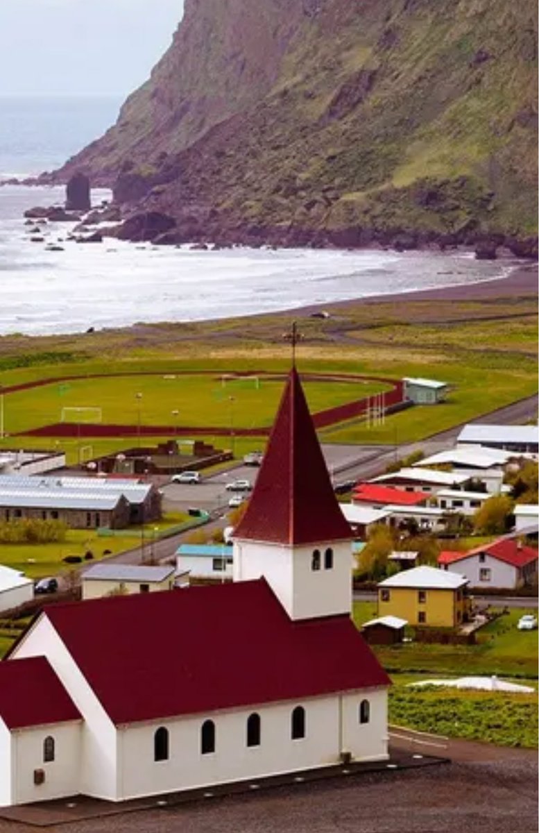 AgencyRhapsody's tweet image. 🇮🇸See the Northern Lights

Iceland in 6 Days, 4 Nights in Destination

    #GeysirGeothermal Area #GullfossWaterfall #Jokulsárlón #GlacierLagoon #Reykjavik #Vik #iceland #europe #northernlights #onceinalifetime #adventure #nature #couples #solotraveler #culture #winter