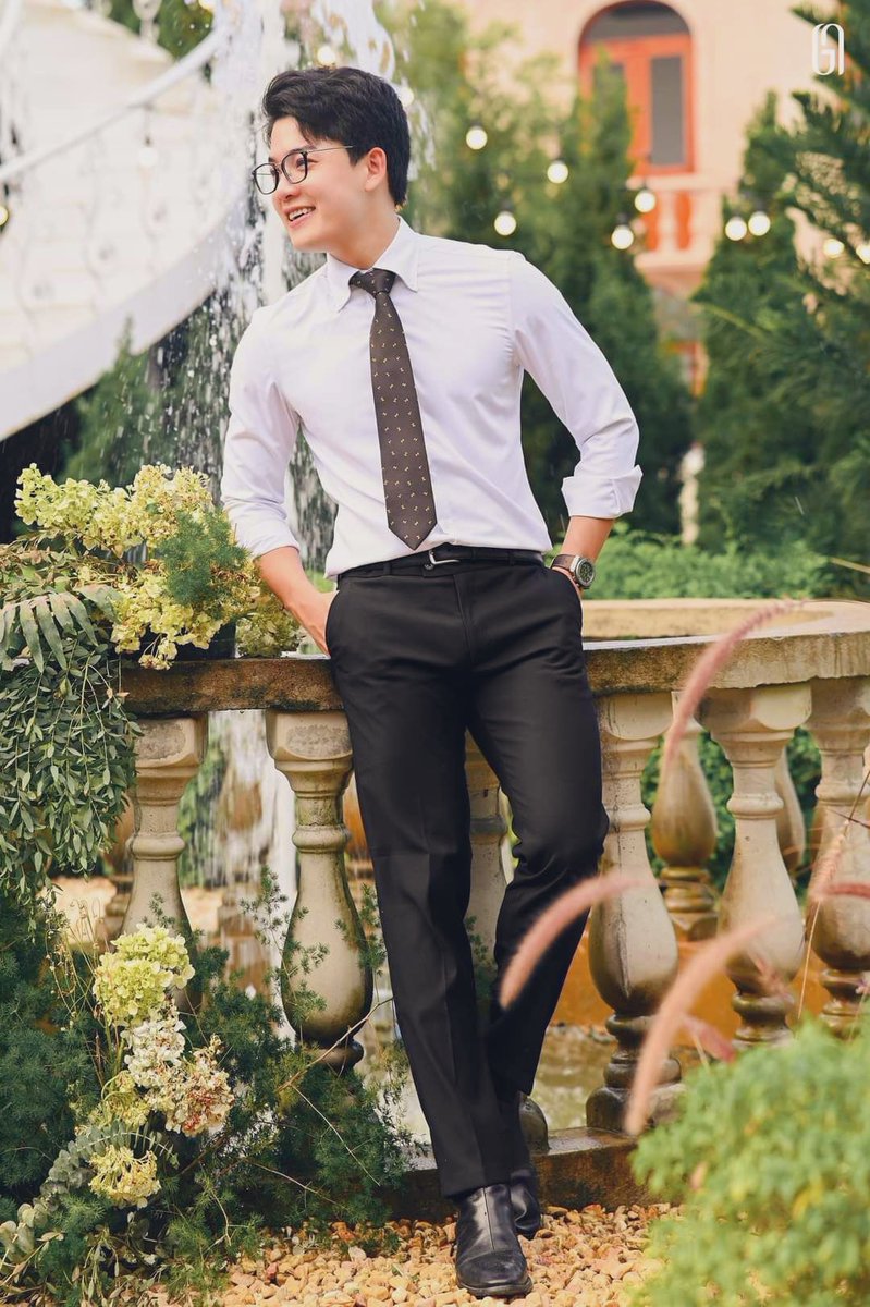 絵として美しい。
そして、体つきがエっっロい！！笑