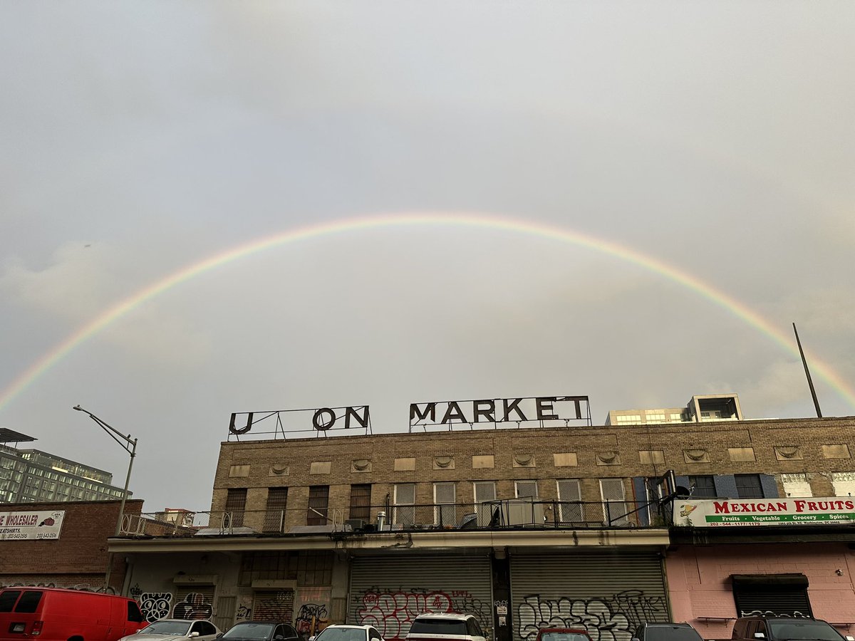 Full rainbow tonight over DC! @capitalweather