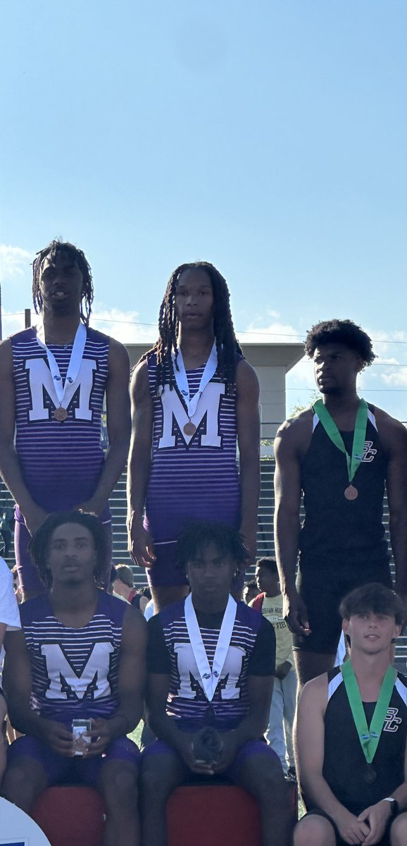 4x400m relay team placed 🥉 in A-D1 classification!! #faMily Arrington Bostic Jordan Goolsby Tayshawn Reeves Kemarion Thomas