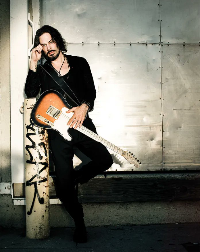 🎸Guitarist @Richie_Kotzen returns to The Hook Rocks to talk his new single 'Cheap Shots', @WineryDogs, & keeping his artistic integrity after he was dropped from Interscope records in 1992! @pantheonpodcast APPLE bit.ly/3QGgxcq SPOTIFY tinyurl.com/3hjntukv