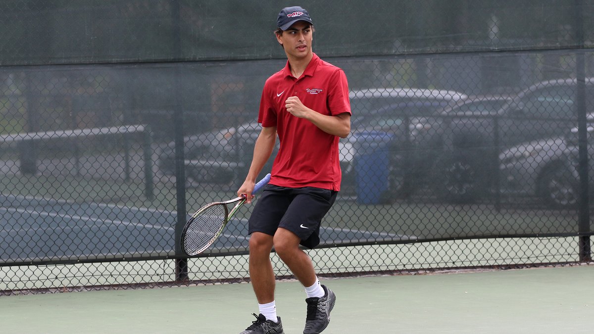 On to the Regional Championship! The MIT men's tennis team earned a thrilling upset win over No. 10 Trinity (TX), 5-2, to advance to tomorrow's regional final against Middlebury! #RollTech

Recap and results: tinyurl.com/36utx4dc