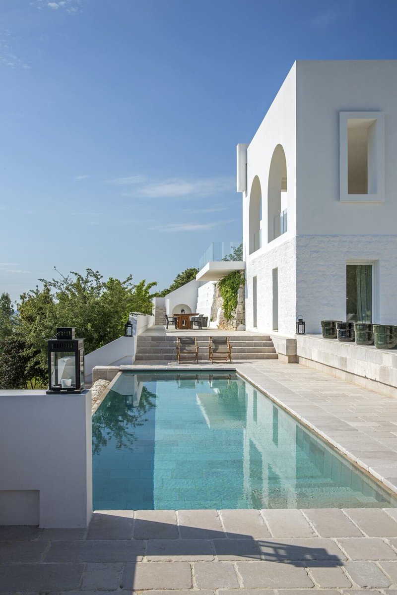 Villa Eterea by Pino Brescia homeadore.com/2020/07/22/vil… #home #interiordesign #decoration #architecture