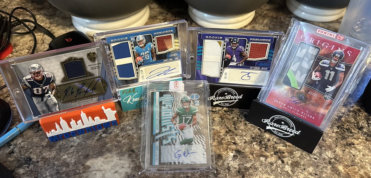 Mail day! Gronk gold /25 Gibbs RPA Zay RPA JSN /99 RPA Wilson /15 RC