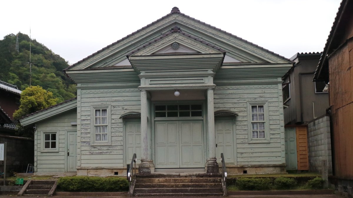 オーロラ観に香美町大引の鼻展望台に行き、帰りに生野銀山あたりを通ってきた。雨なのでしっかり写真撮れなかったからまた行こう。