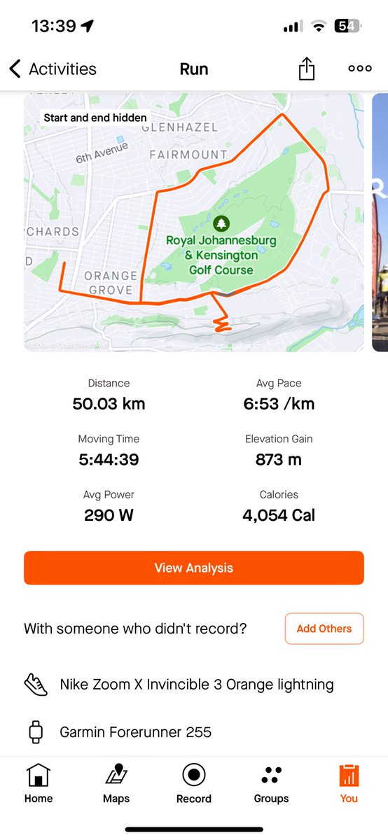 Lefa_Lemao's tweet image. Like last year,we did our last long long run…brutal like last year via Coach Benzis loop and Linksfield hill. I then asked myself why,why do this to myself anyway…sizo hlangana nge June 9th.
#FetchYourBody2024 
#ComradesMarathon2024
 #Titaniums
#IPaintedMyRun 
#C16