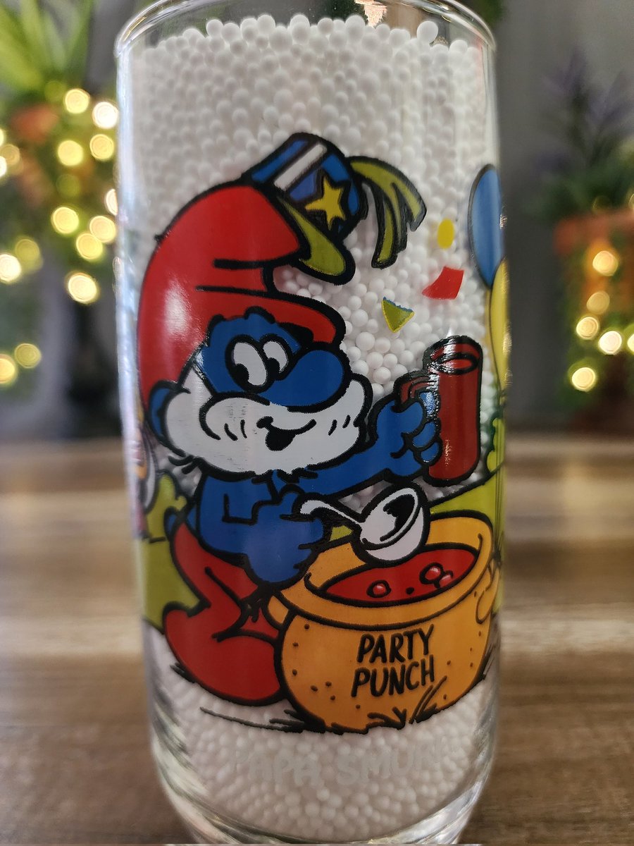 #MyNostalgicLife #PapaSmurf #theSmurfs #vintageSmurf #Smurfcup #vintageglass
mynostalgiclife.etsy.com/listing/155733…