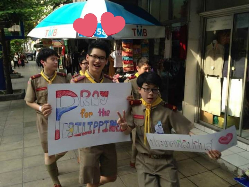lovetine09's tweet photo. Remember when Win participated in raising donations for the victims of Super Typhoon Yolanda?
One of the reasons why I admire him. No Wonder Philippines loves Win so much 🇵🇭💚

#winmetawin https://t.co/iEIl44LHWh
