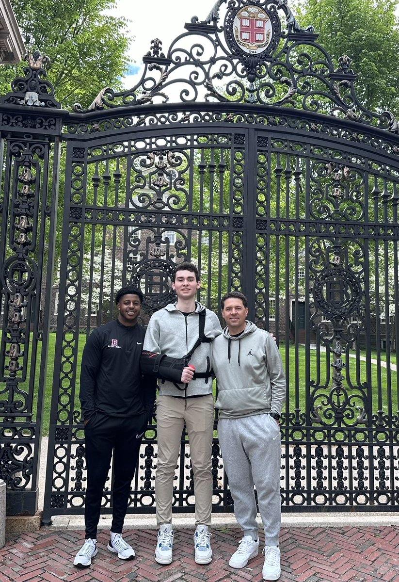 Thank you @CoachTatBrownU and Coach Syd for having me and my parents at Brown today!