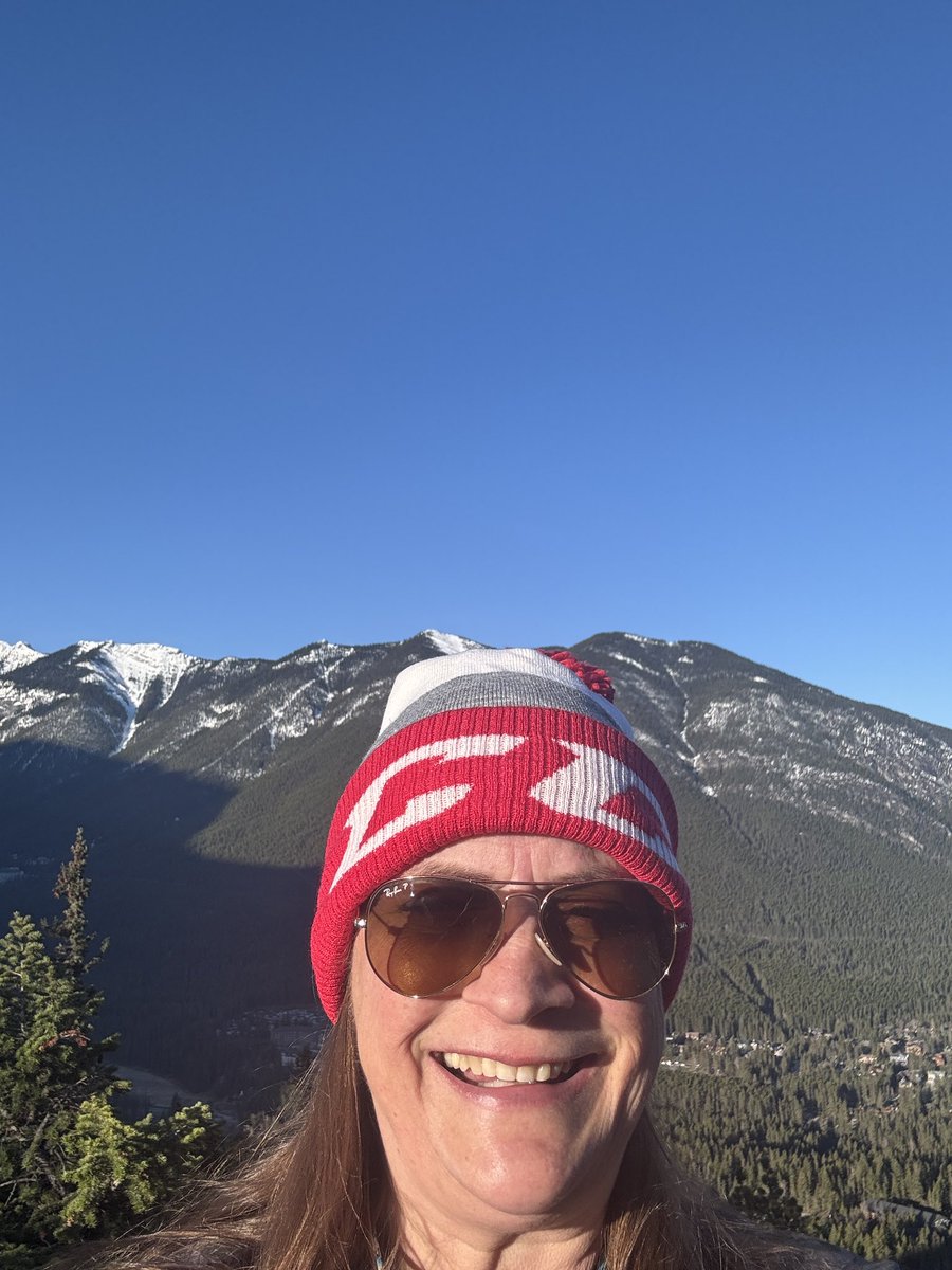 Mme Arsenault-Howick (@classe8a) on Twitter photo Early morning trek up Tunnel Mountain at 6am made for 10000 steps up 200m elevation for majestic views…so glad I kept going 💪 <a href="/rochellesroots/">Rochelle Tkach 🌱</a> <a href="/dsbn/">District School Board of Niagara</a> @DSBNOutdoorED Early morning trek up Tunnel Mountain at 6am made for 10000 steps up 200m elevation for majestic views…so glad I kept going 💪 <a href="/rochellesroots/">Rochelle Tkach 🌱</a> <a href="/dsbn/">District School Board of Niagara</a> @DSBNOutdoorED