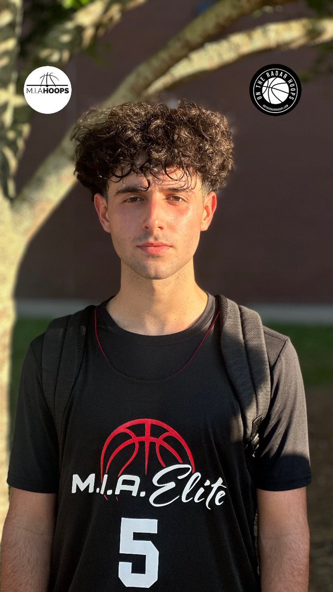 Adrian Morales class of 2025 player of the game! Point guard who can handle, find open man and score from all 3 levels. Led a 14 point comeback today at the <a href="/OntheRadarHoops/">Shun Williams</a> Showcase in Atlanta. 
- 12 points 
- 4 assists 
- 5 rebounds