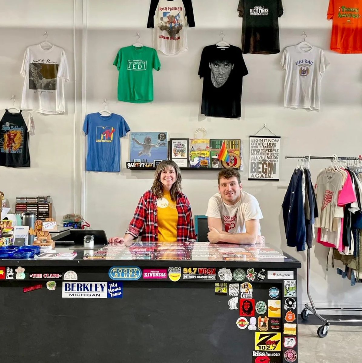 Pausing to celebrate the cool kids at Reware Vintage on Twelve Mile in #DowntownBerkley — Bethany and Dan and Brandon and the whole crew make it fun to #shoplocal and #shopvintage