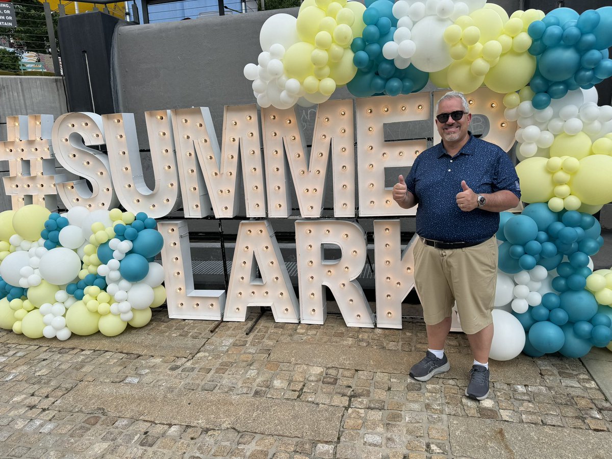 Some fun #Summerlark24 selfies with @KatherineAnsley #BethFisher #KatieDuckworth at @barenakedladies concert supporting @AtriumHealthWFB @WakeCancer Patient Support Program @LevineCancer @AtriumHealth