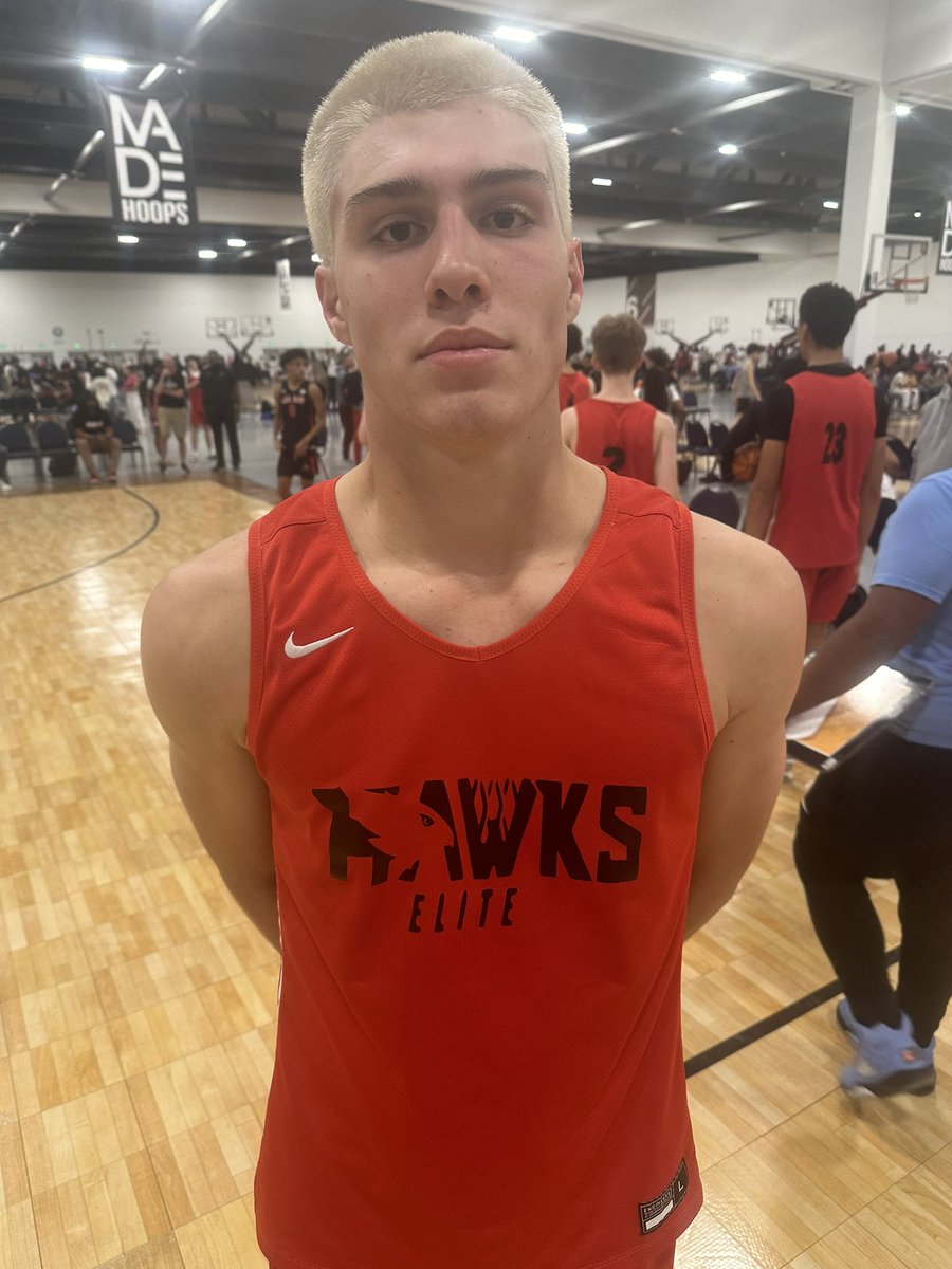 JP Baldwin (@jp_baldwin1) of @HawksEliteAAU has a great blend of positional size & multi-level scoring ability. Knocks down high level shots and finishes at the rim at a high level.