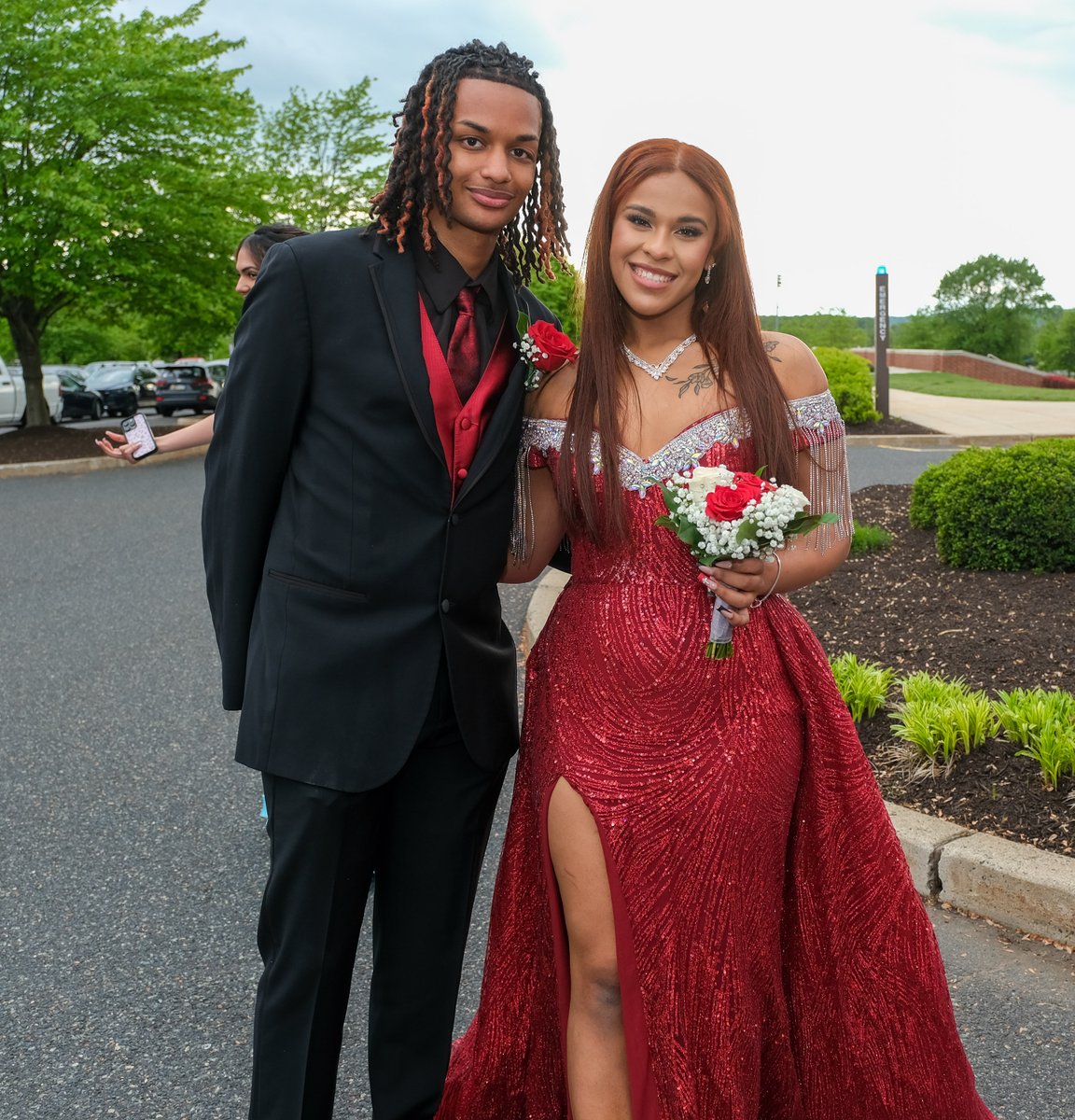Having a ball at the Allentown Central Catholic prom! See more photos from their big night 👇 @ACCHS_Athletics @ACCHSVikings mcall.com/2024/05/11/all…