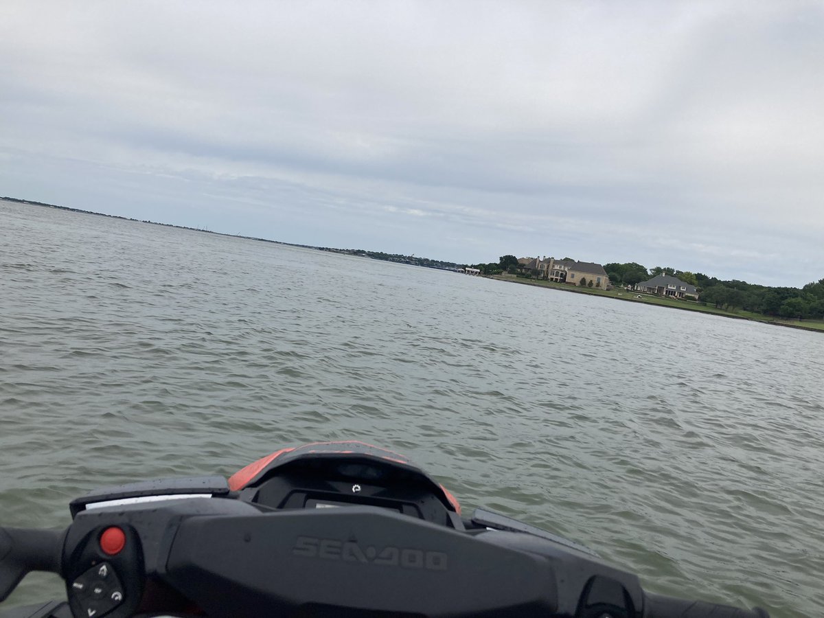 First ride of the year completed! A bit choppier than expected, and with chilly water, but totally worth it. :3