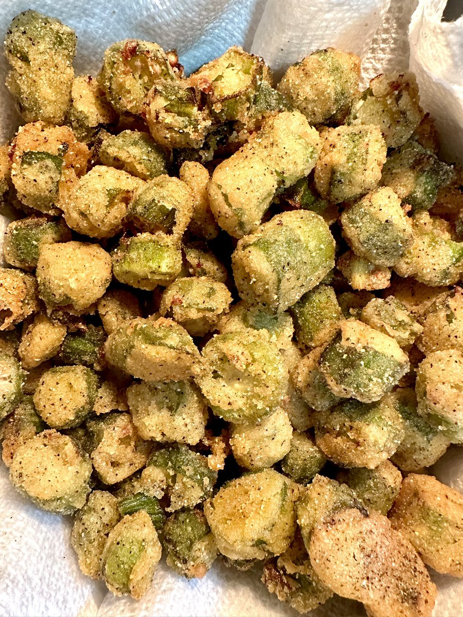 Fried okra doesn’t get enough love in my opinion🤷🏻‍♂️ How y’all like your okra?