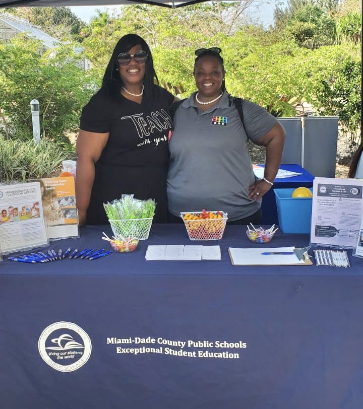 The <a href="/OfficeofESE/">M-DCPS Department of ESE</a>  &amp; @FDLRS_South had a beautiful morning connecting with families &amp; colleagues at the <a href="/MDCPS/">Miami-Dade Schools</a> Parent Choice Expo! #YourBestChoiceMDCPS  <a href="/SuptDotres/">Jose L. Dotres, Ed.D.</a> <a href="/LDIAZ_CAO/">Lourdes Diaz</a> <a href="/mdcps_prekese/">PreK ESE</a> <a href="/MDCPS_ASD/">M-DCPS Autism Support</a>