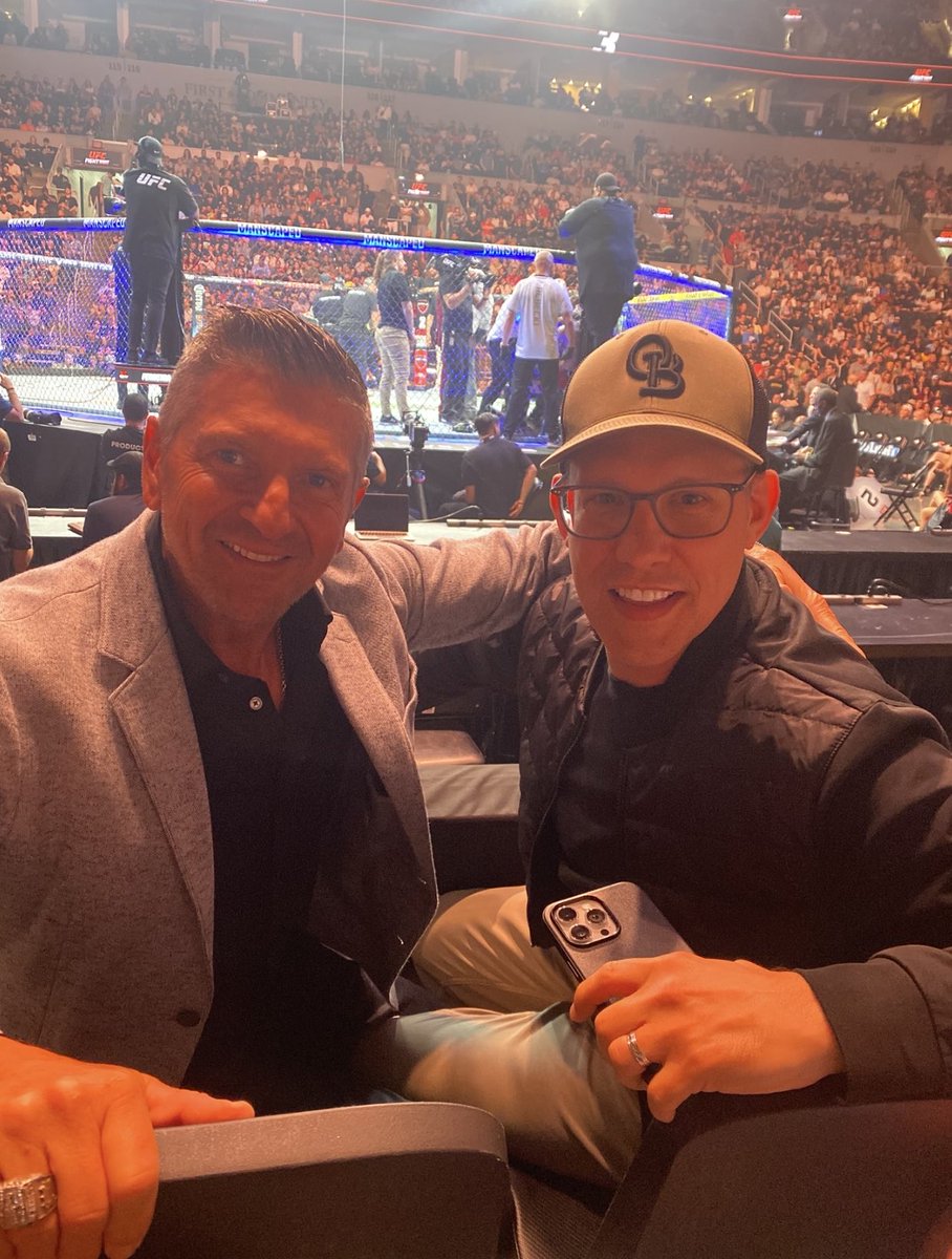 With the Star of the ⁦@CamandStrick⁩ podcast my buddy ⁦@andystrickland⁩ at the #UFC fights in St Louis!