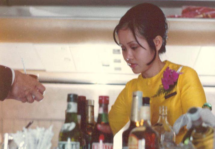 Thai Airways hostess 1973 #Bangkok #Thailand #RetroSiam