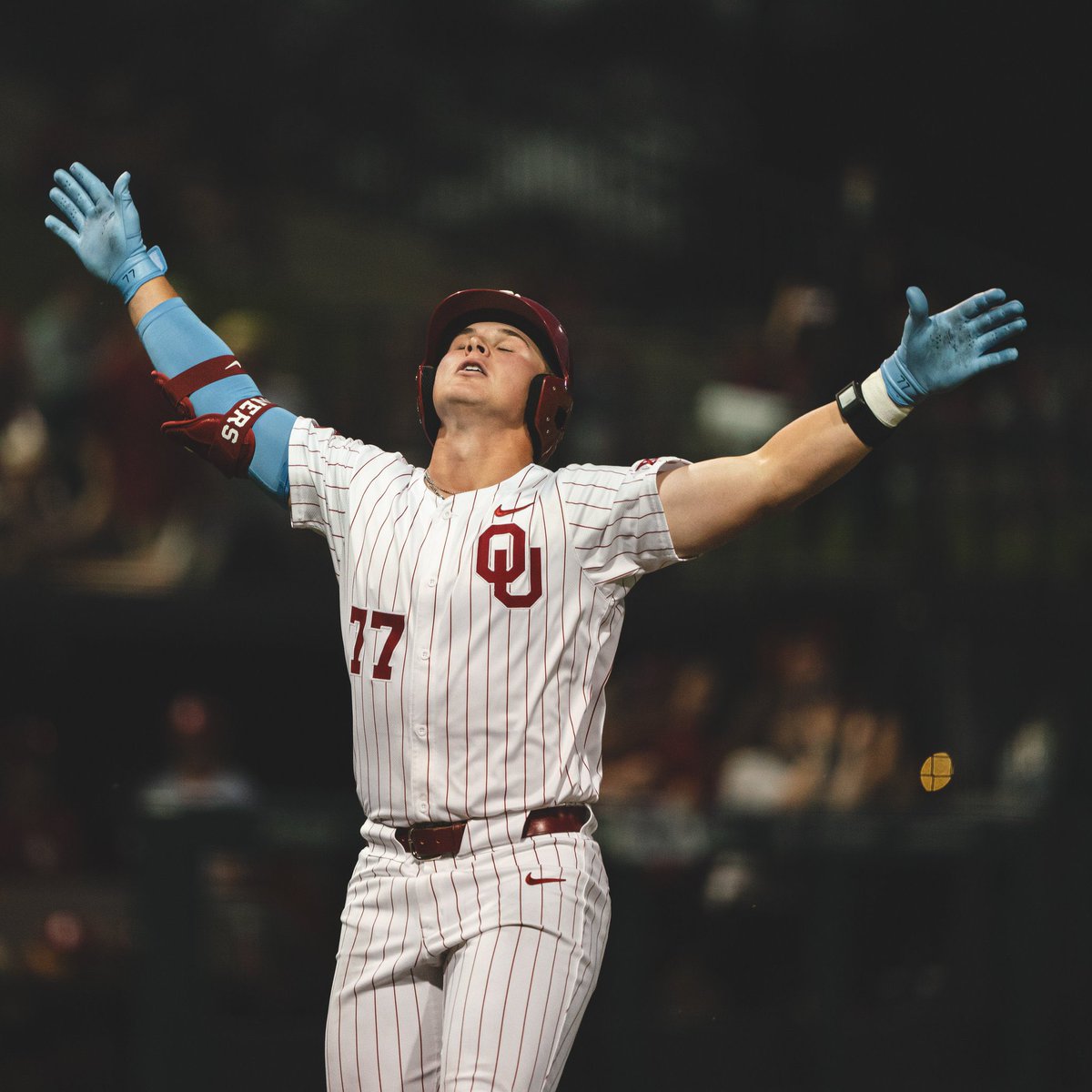 Oklahoma plays for at least a share of the B12 regular season title & their 6th B12 series sweep at 8p at Mitchell Park. Blake Brewster joins me for the @ESPNPlus broadcast.