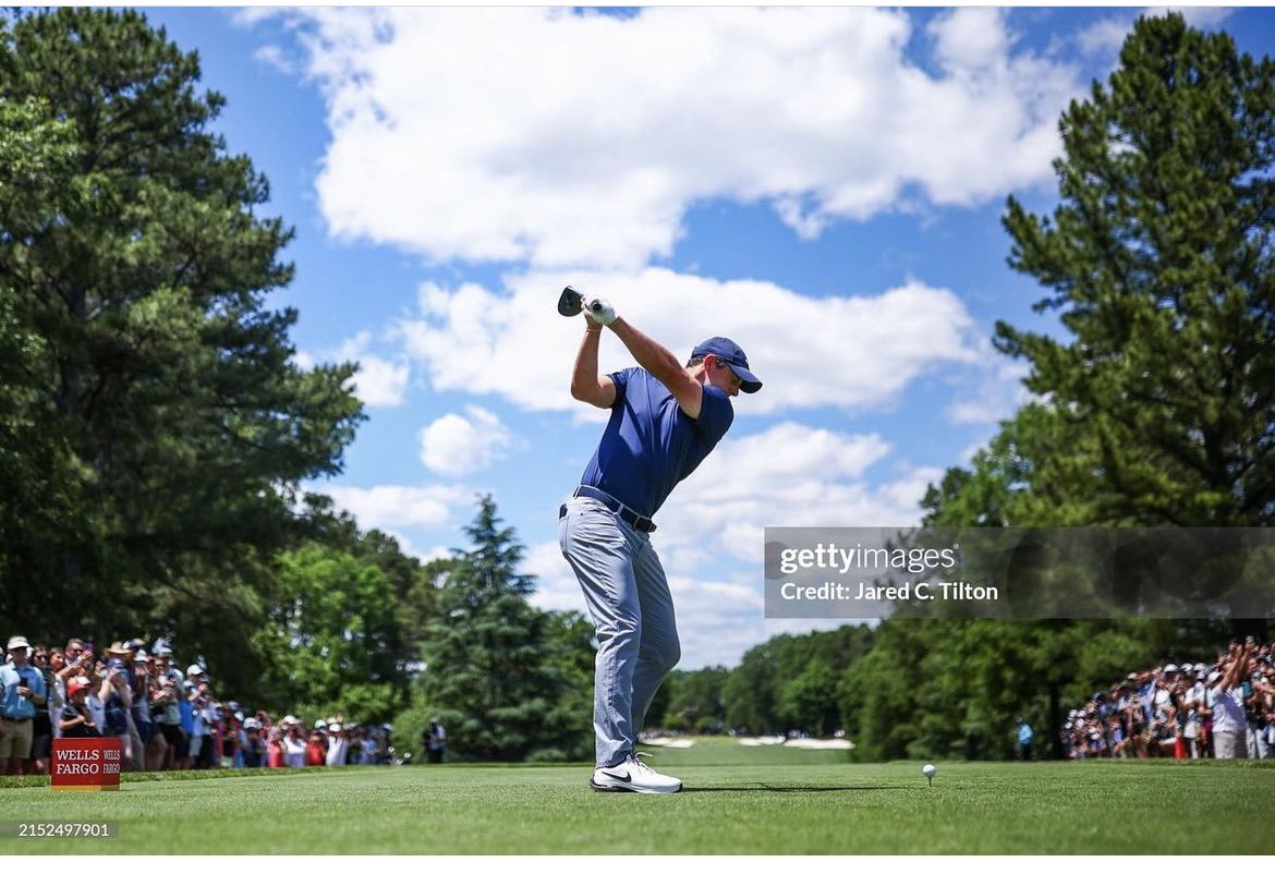 A little birdie told me this guy had a bogey free round and is ONE shot back of the lead… LETS GO!🥰🏌️‍♂️#wellsfargochampionship #quailhollow #heartherors  #rorymcilroy