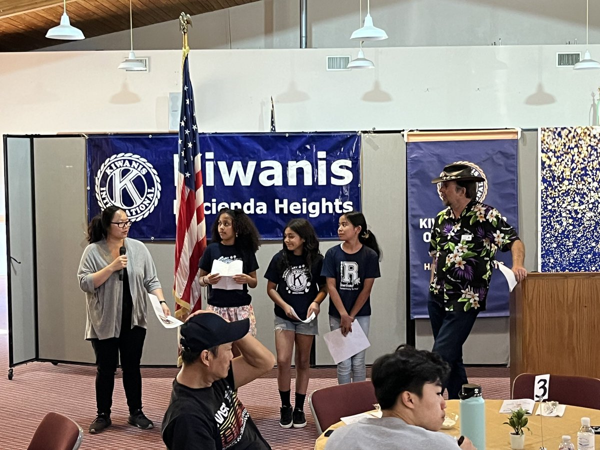 Mrs. Holloway tweet media