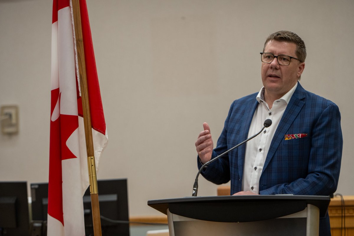 PremierScottMoe's tweet photo. Honoured to join Minister of Justice and Attorney General Bronwyn Eyre and MLA for the Battlefords Jeremy Cockrill to announce the expansion of the Drug Treatment Court Program to North Battleford as part of our governments $574 million investment in mental health an addiction services. 
 
Drug Treatment Court offers a multi-phased program including transition, stabilization, and maintenance, that tracks and measures compliance. 
 
These alternative therapeutic courts improve lives, communities, and families by promoting proactive and transformative change that gives individuals the skills they need to create a successful and sustainable future for themselves. Since the introduction of the Drug Treatment Courts, 140 individuals have completed the program.