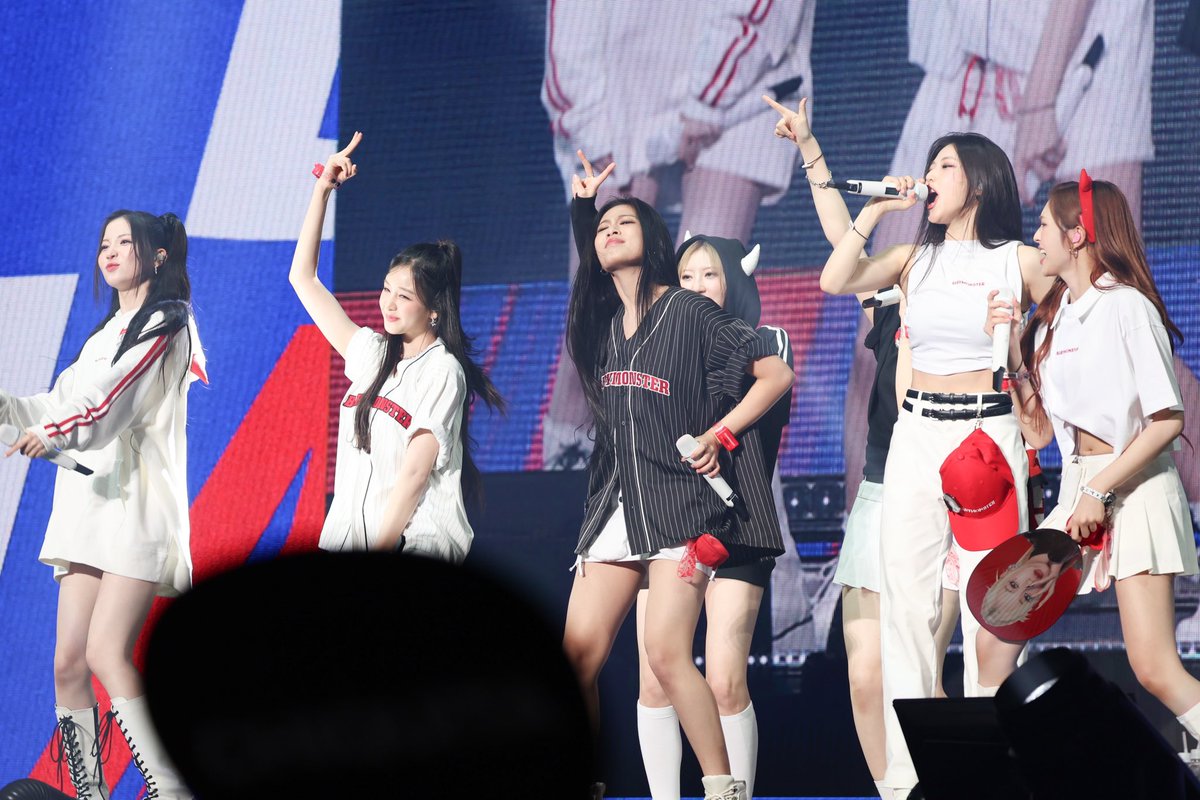 240511 BABYMONSTER PRESENTS:SEE YOU THERE
有明アリーナ
preview

#BABYMONSTER #베이비몬스터 #ベビモン

#RUKA #루카 #ルカ #河井瑠花
#PHARITA #파리타 #ファリタ
#ASA #아사 #アサ #榎並杏紗
#AHYEON #아현 #アヒョン
#RAMI #라미 #ラミ
#RORA #로라 #ローラ
#CHIQUITA #치키타 #チキータ