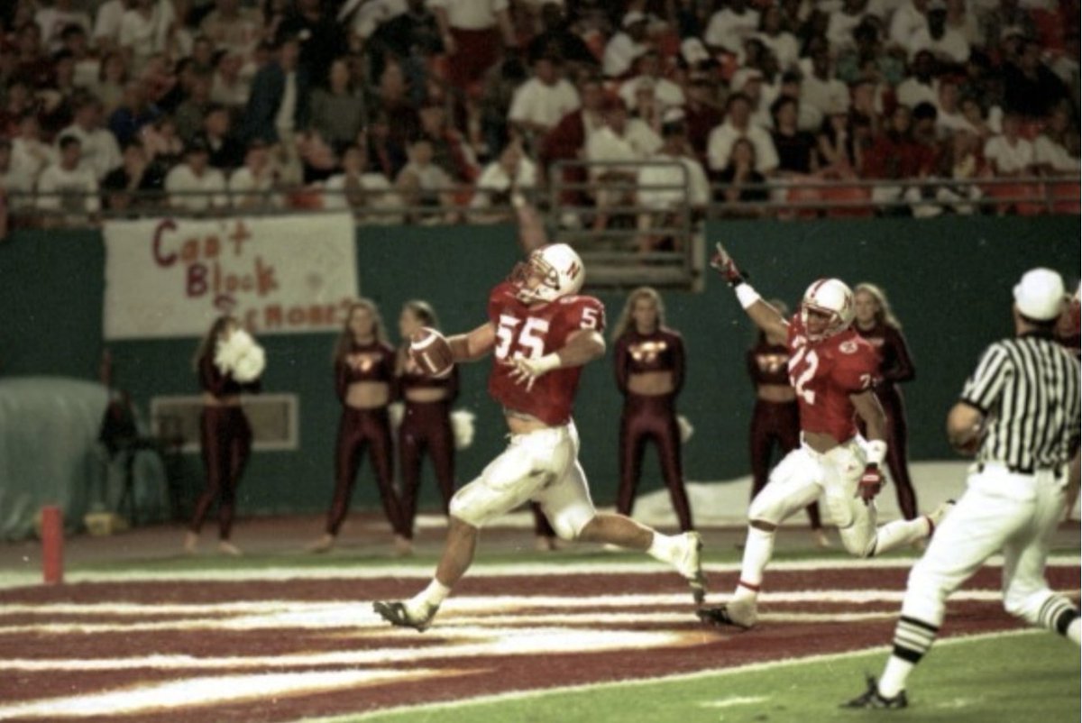 Jason Peter scores on a 31-yard fumble recovery against Virginia Tech in the 1996 Orange Bowl #Huskers