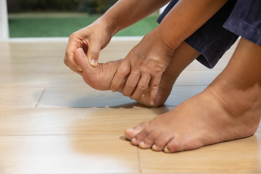 Tips for Reducing Diabetic Wound Risks at Home

Individuals with diabetes often face wounds that resist healing or take an extended period. We’ll share some tips for reducing diabetic wound risks at home. If you notice severe diabetic foot ulcers, then...

midpennfoot.com/tips-for-reduc…