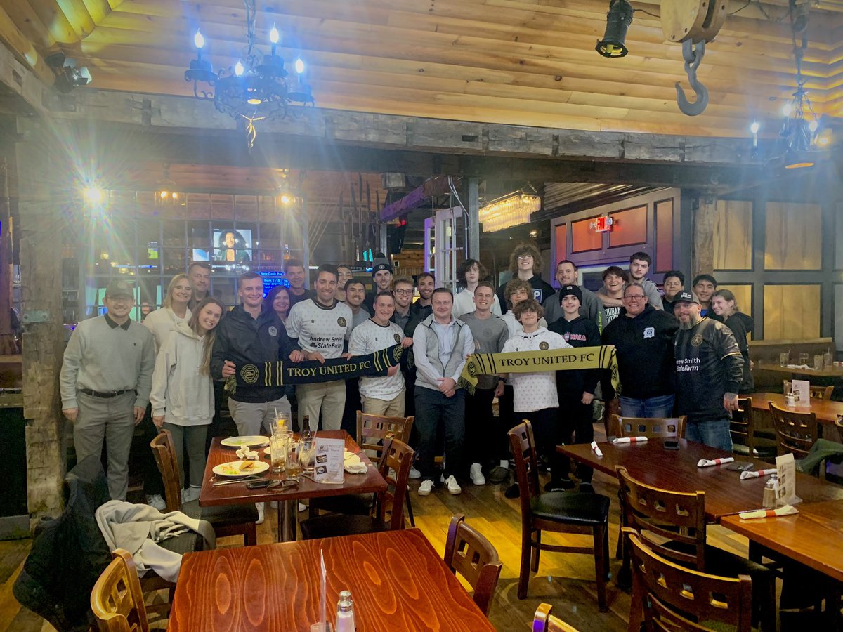 Celebrating a big pre-season victory at McVees Pub and Grub with supporters, players, coaches, and management! Thanks for your support at our community kickoff. #UpTheTroy