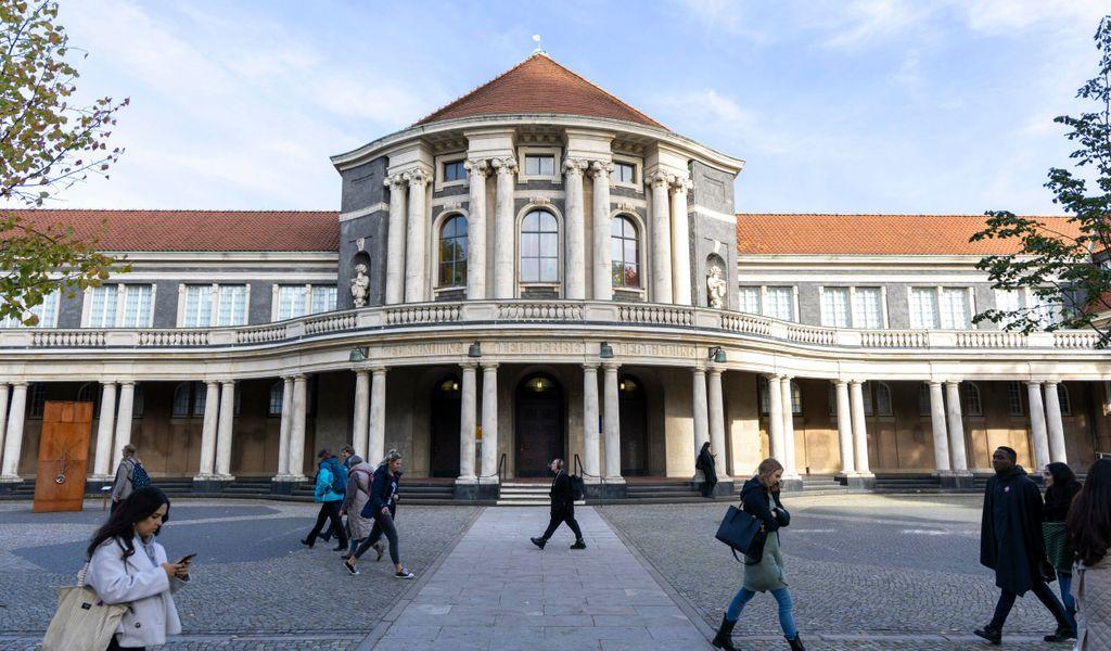 Nach antisemitischer Attacke in der Uni Hamburg: Jetzt spricht das Opfer (M+) bit.ly/4bbDHQd