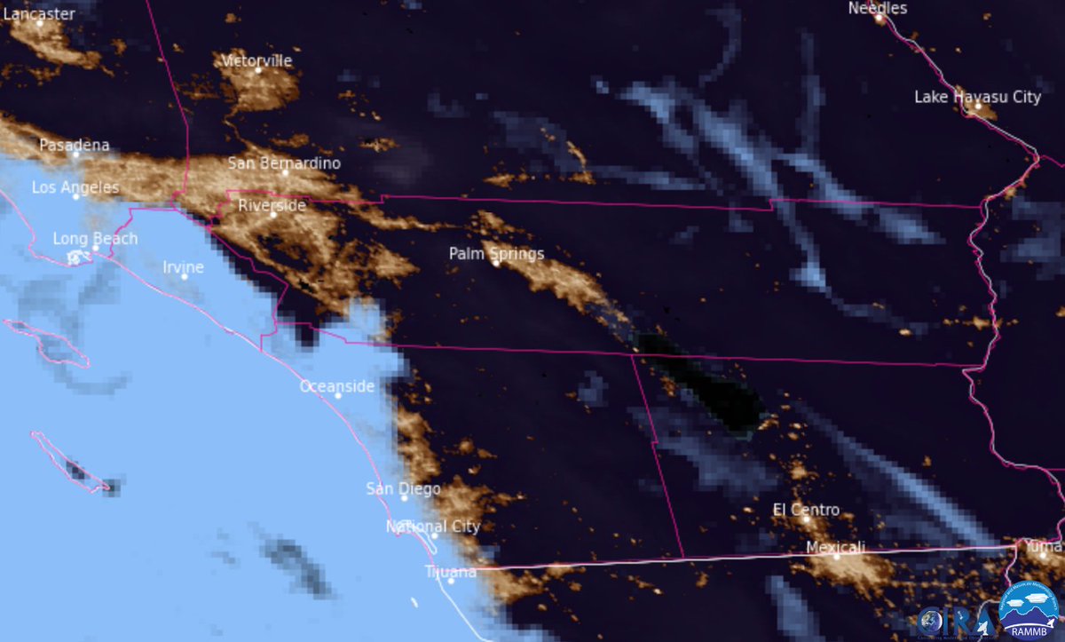 Here's a satellite image showing current cloud cover. If you're under the clouds, you've got about 2-3 hours to get east/north, away from light pollution to see some #Auroraborealis! We'll continue to work here in a totally non-jealous fashion. 🫠🙃 #CAwx