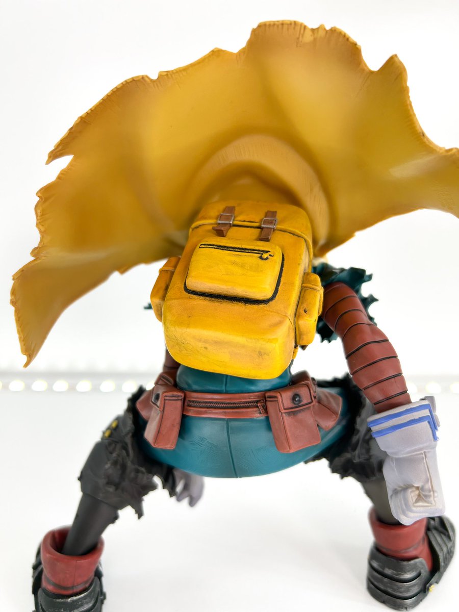 緋色いずみ on X