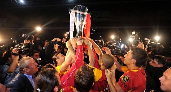 Rekabet denilen saçmalığın bittiği gün.... Galatasaray'ın tek büyük olduğunun ispatı olan gün! 12 Mayıs 2012 GURURUMUZDUR! 💛❤️ #12Mayıs2012