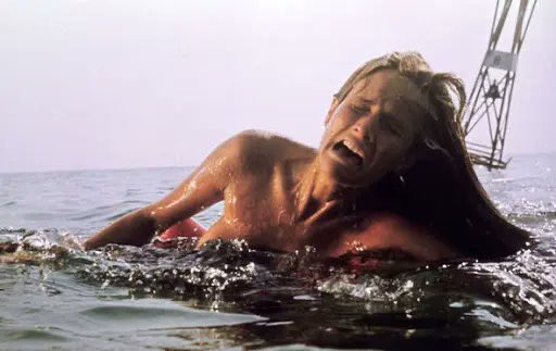 Susan Backlinie, más conocida como la primera víctima del “Tiburón” de Spielberg, ha fallecido a los 77 años. DEP