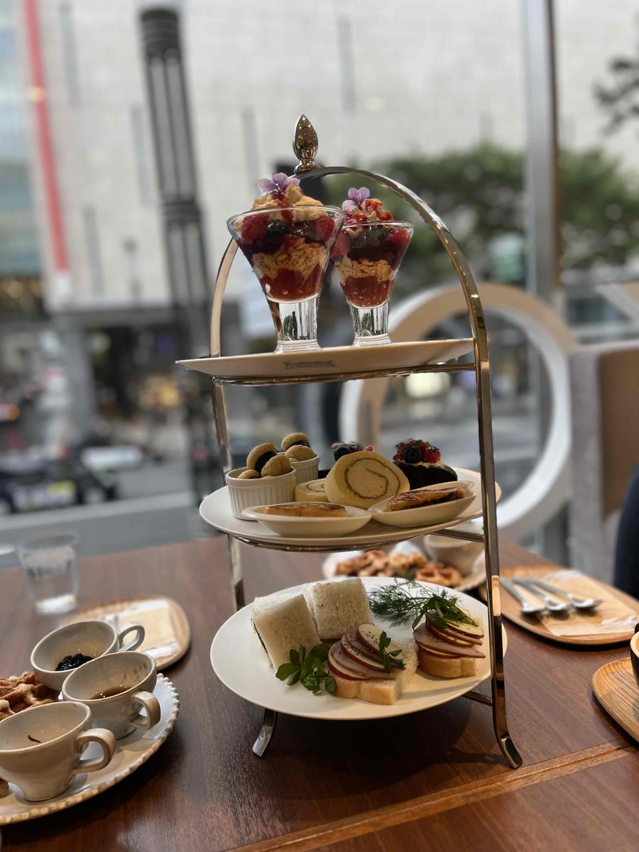 鈴木その子さんSONOKOシリーズ 大皿小皿 カップ&ソーサー フィギュア