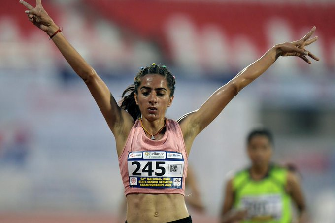 DDNewslive's tweet photo. Deeksha breaks 1500m National Record at competition in Los Angeles
India's K.M. Deeksha finishes 3rd with a time of 4:04.78* at Women's 1500m in World Athletics Continental Tour Bronze event to set new NR
#KMDeeksha #WorldAthleticsContinentalTour
