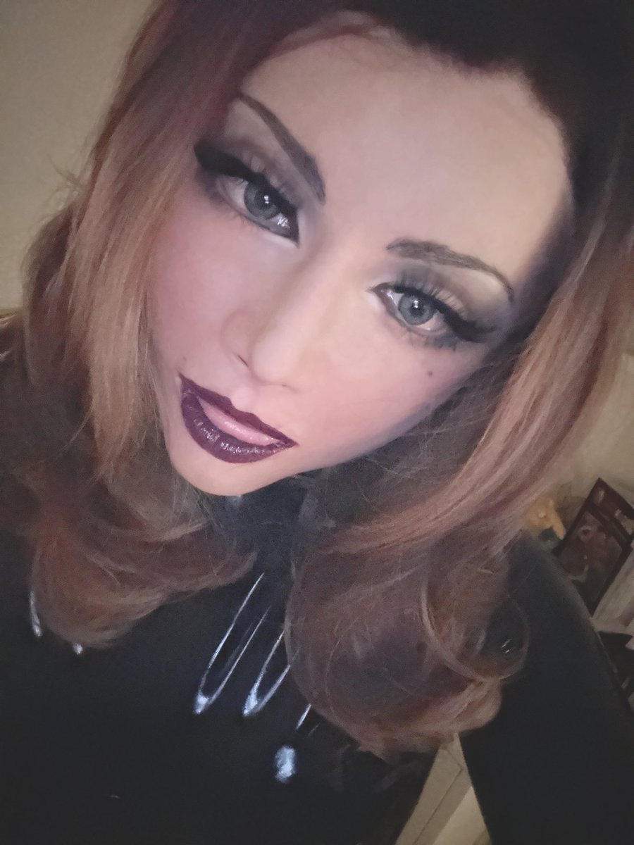 Candy Chris tweet media