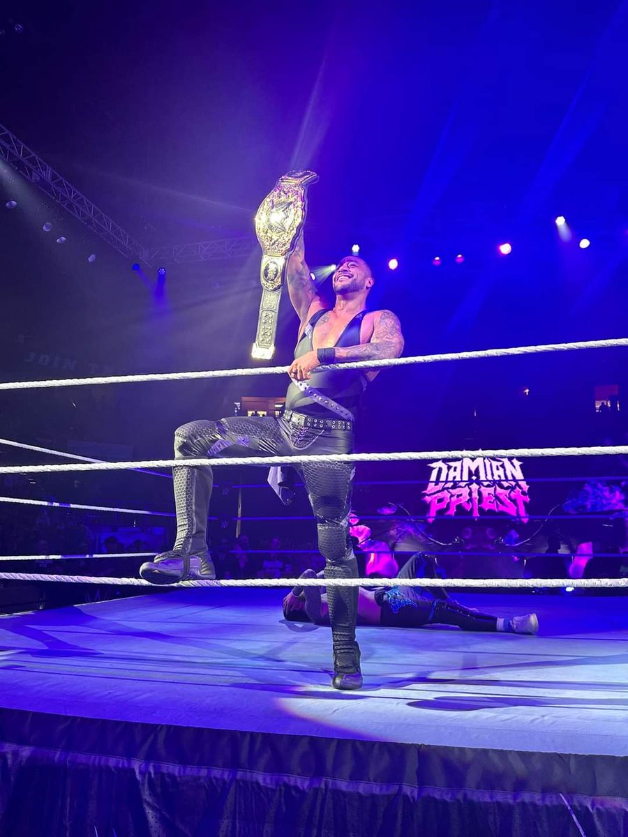 From #WWEChattanooga #Wwelive #DamianPriest
📸: Gunnar Mathis | Fb
