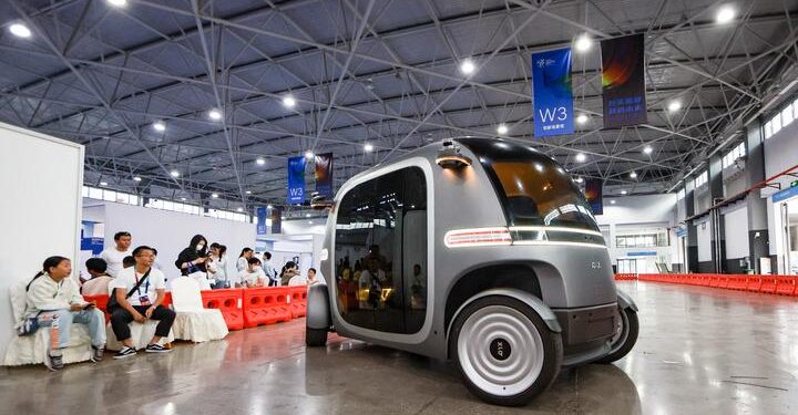 Minibus senza conducente prodotti in Cina circoleranno a #Torino, in Italia

laziotv.it/minibus-senza-…
#electricvehicles #guidaautonoma #SelfDrivingCars #AI #IoT #5G #AutonomousVehicles #autonomous #Robot #startup #startups #SmartCity #robotaxi #Travel #tech #technology #mobility
