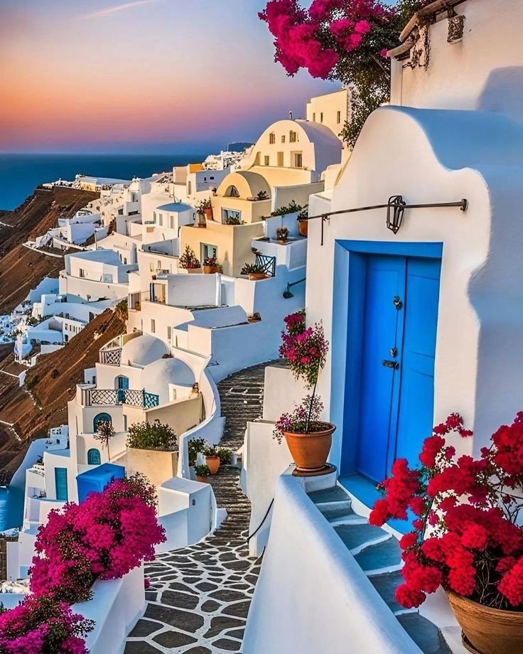 Have a happy day, my friends💮...(Santorini island)