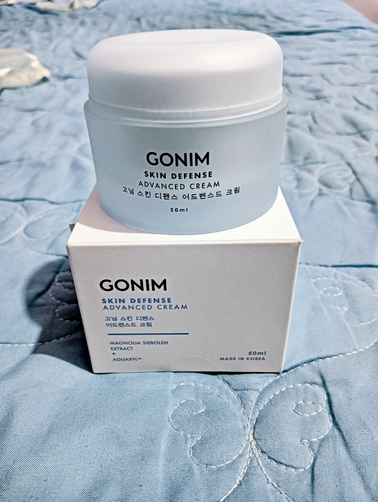 alaaaaa kenapa baru jumpa GONIM repair cream 😭 dah la texture dia lembut macam ice cream, cepat serap, tak melekit and no strong smell 😫. fall in love la macam ni ❤️

Beli disini:
s.shopee.com.my/3AlHTbDlob

#Gonim #repaircream #bungalavendshare